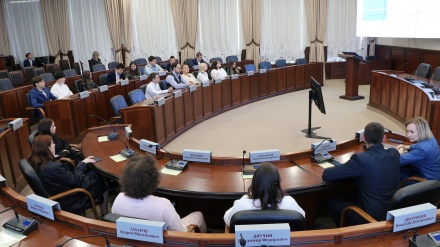 Будущие избиратели узнали все аспекты деятельности липецких парламентариев