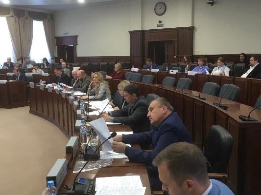 Липецкие депутаты  рекомендовали принять проект Бюджета-2018 года в первом чтении