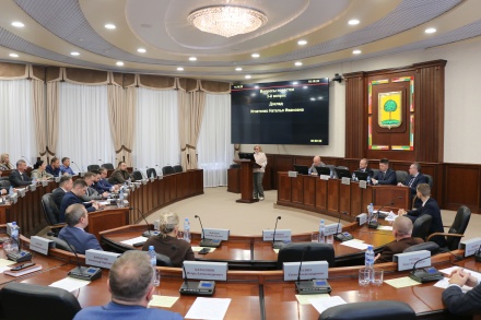 На 4,5% увеличились зарплаты бюджетников