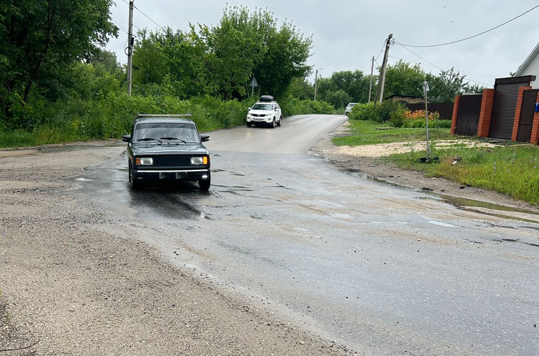 Депутат горсовета Станислав Каменецкий проконтролировал начало работ по  выполнению наказов избирателей на своем округе | 20.06.2024 | Липецк -  БезФормата