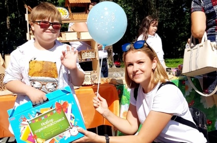 Помочь собрать детей в школу: в Липецке проходит традиционная благотворительная акция