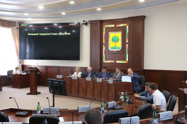 Депутаты горсовета предлагают на месте «Спутника» сделать общественное пространство