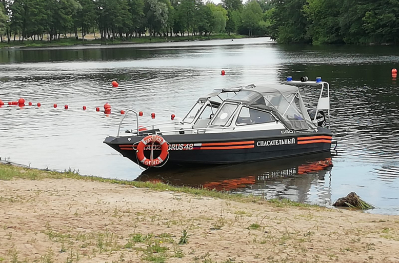 Липецкие спасатели начали патрулирование мест отдыха у воды