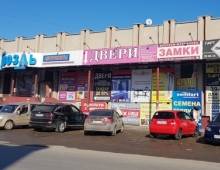 В Правобережном округе продолжают борьбу с незаконной рекламой