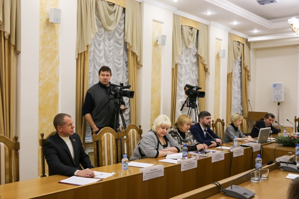 Липецкие депутаты «добавили» несколько улиц в план дорожных ремонтов в 2018 году