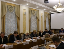 Депутаты горсовета: Необходимо обследовать западную часть Петровского моста, по которой пойдет весь транспорт во время ремонта