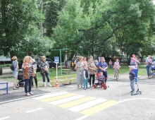 В Липецке появился первый дворовый детский автогородок