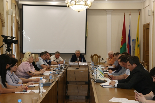 МУП «Липецкпассажиртранс» переведут на акционерные рельсы