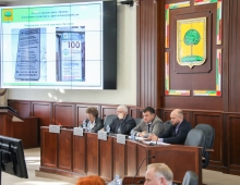 Горсовет: Из-за платных парковок липецкие дворы не должны превратиться в стоянки для машин