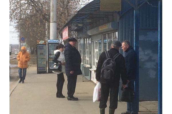 Первый вице-спикер горсовета посмотрел на киоски, которые хочет убрать мэрия