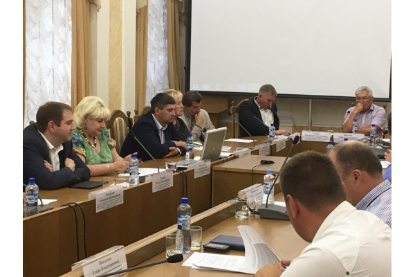 Депутаты горсовета: До сих пор непонятно, сколько денег получит бюджет Липецка от платных парковок