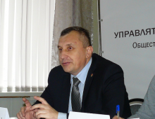 Липчане просят установить светофор на улице Плеханова и шлагбаумы во дворах