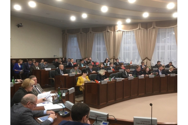 Зарплаты муниципальных работников немного подрастут