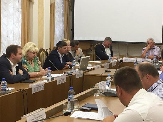 Депутаты горсовета: До сих пор непонятно, сколько денег получит бюджет Липецка от платных парковок