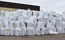 Более 30 тыс. тонн пескосоляной смеси и свыше 100 единиц техники – город к зиме готов