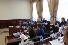 Депутаты предлагают разработать договор по взаимодействию УК и регионального оператора по обращению с ТКО