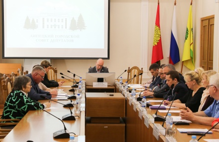 Депутатам горсовета рассказали о лекарственном обеспечении жителей Липецка