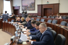  Депутаты горсовета рекомендовали мэрии отсудить ущерб, причиненный МУП «Горэлектросеть» бывшим директором