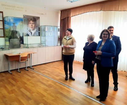 В округе депутата Михаила Русакова отремонтировали школьный музей