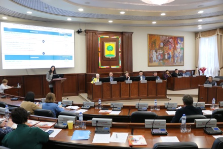 Строительство дорог во «Взлетном» и 30 микрорайоне, ремонт внутридворовых проездов и дорог в частном секторе:  депутаты скорректировали бюджет Липецка