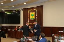 Новым депутатам Липецкого горсовета вручили удостоверения