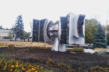 Благоустройство у Комсомольского пруда и реставрацию скульптурной композиции планируют завершить в ноябре