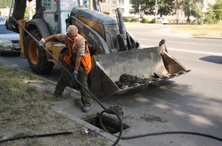  Мытьё дорог, прочистка ливнёвок и вывоз грунта – план работы муниципального управления благоустройства