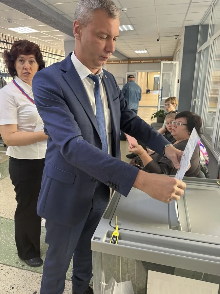 бугаков.jpg бугаков.jpg