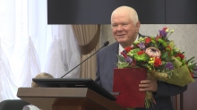 Первый вице-спикер Фёдор Жигаров получил медаль Митрофана Клюева