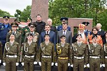 Игорь Тиньков поздравил липецких кадетов на церемонии прощания со знаменем
